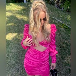 Pretty Little Thing - Pink Ruched Dress